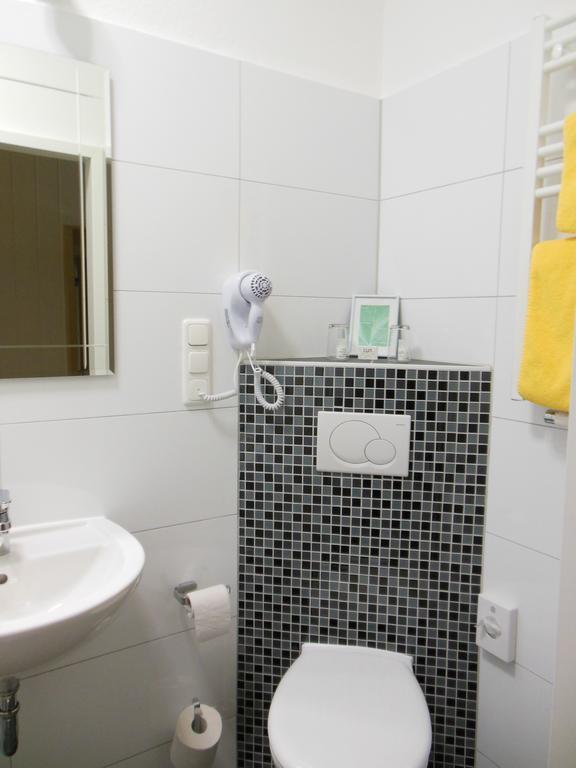 Hotel Alt-Rodenkirchen Köln Szoba fotó