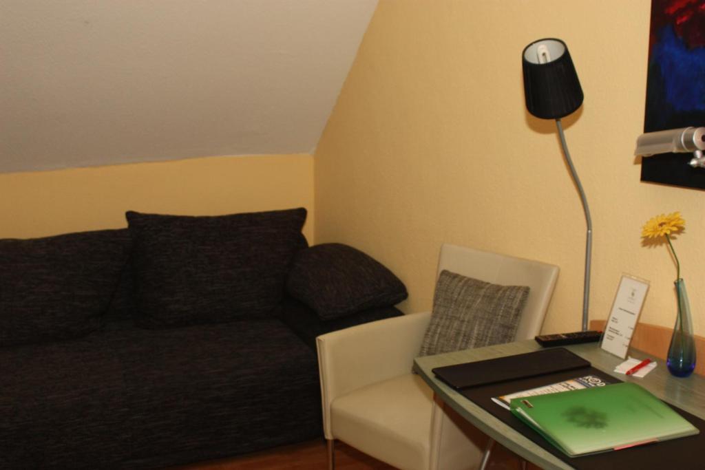 Hotel Alt-Rodenkirchen Köln Szoba fotó